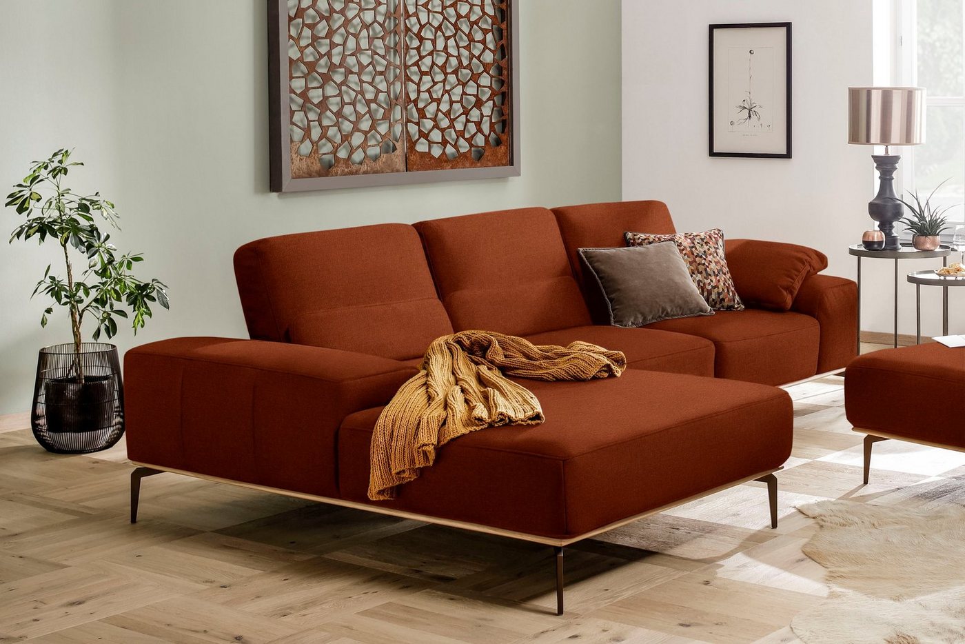 W.SCHILLIG Ecksofa run, mit Holzsockel, Füße in Bronze pulverbeschichtet, Breite 299 cm von W.SCHILLIG