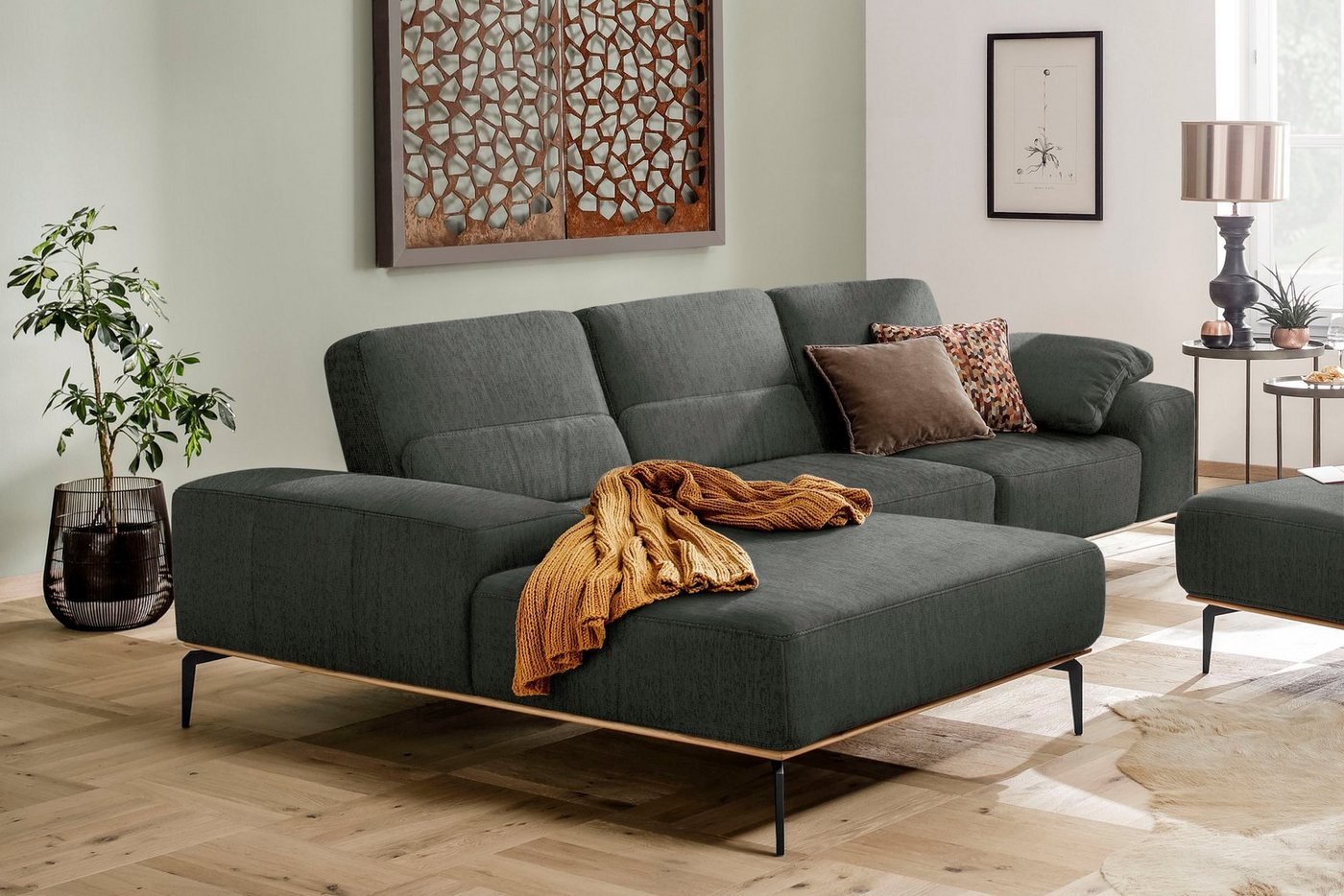 W.SCHILLIG Ecksofa run, mit Holzsockel, Füße in Schwarz pulverbeschichtet, Breite 299 cm von W.SCHILLIG