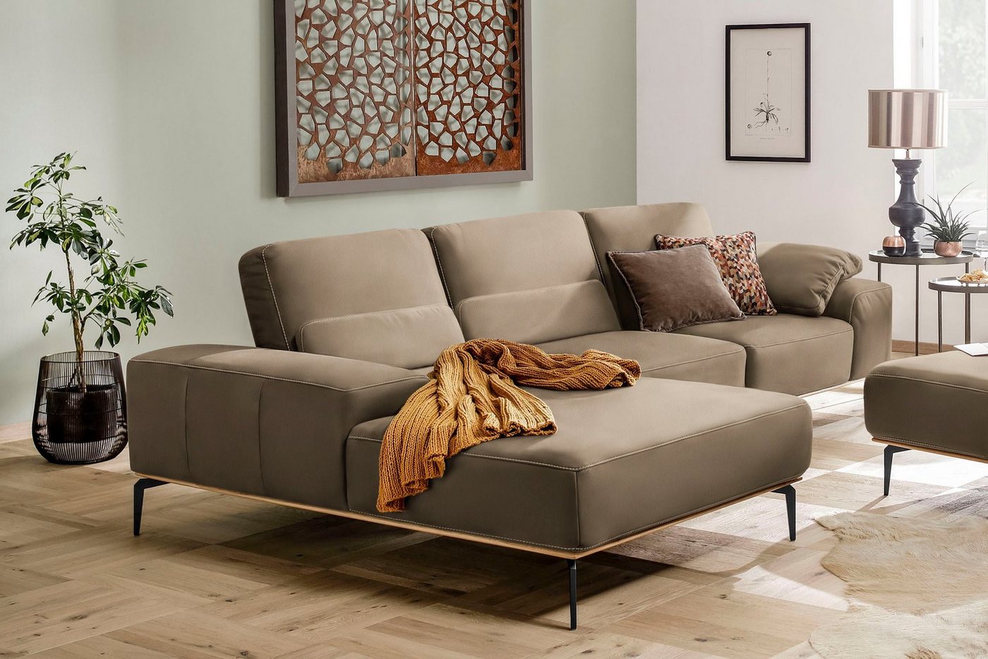 W.SCHILLIG Ecksofa run, mit Holzsockel, Füße in Schwarz pulverbeschichtet, Breite 319 cm von W.SCHILLIG