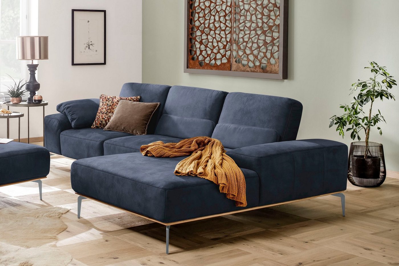 W.SCHILLIG Ecksofa run, mit elegantem Holzsockel, Füße in Silber matt, Breite 299 cm von W.SCHILLIG