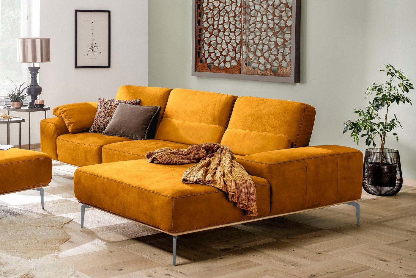 W.SCHILLIG Ecksofa run, mit elegantem Holzsockel, Füße in Silber matt, Breite 319 cm von W.SCHILLIG