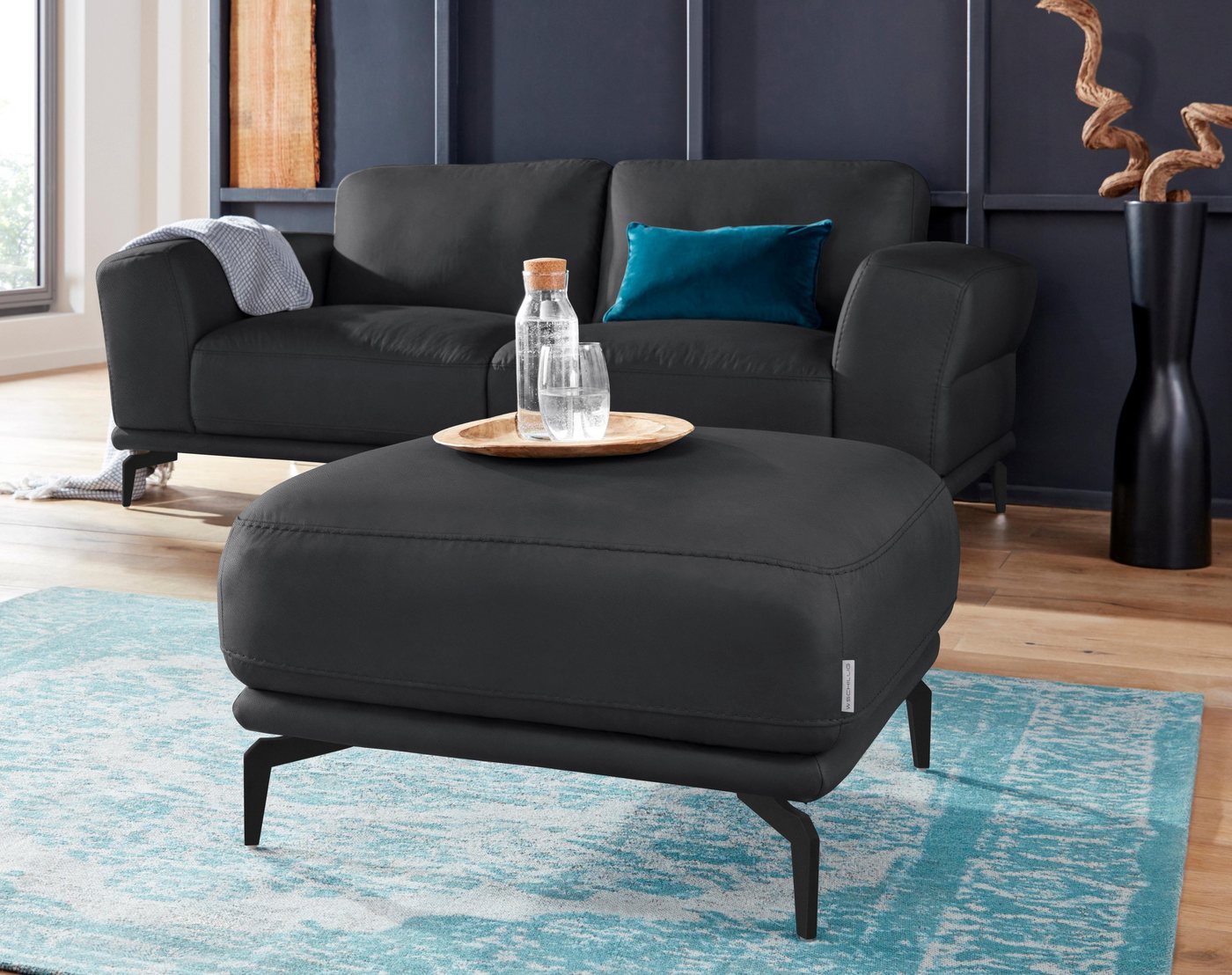 W.SCHILLIG Hocker montanaa, mit Metallfüßen in Schwarz pulverbeschichtet, Breite 71 cm W.SCHILLIG Hocker montanaa, mit Metallfüßen in Schwarz pulverbeschichtet, Breite 71 cm von W.SCHILLIG