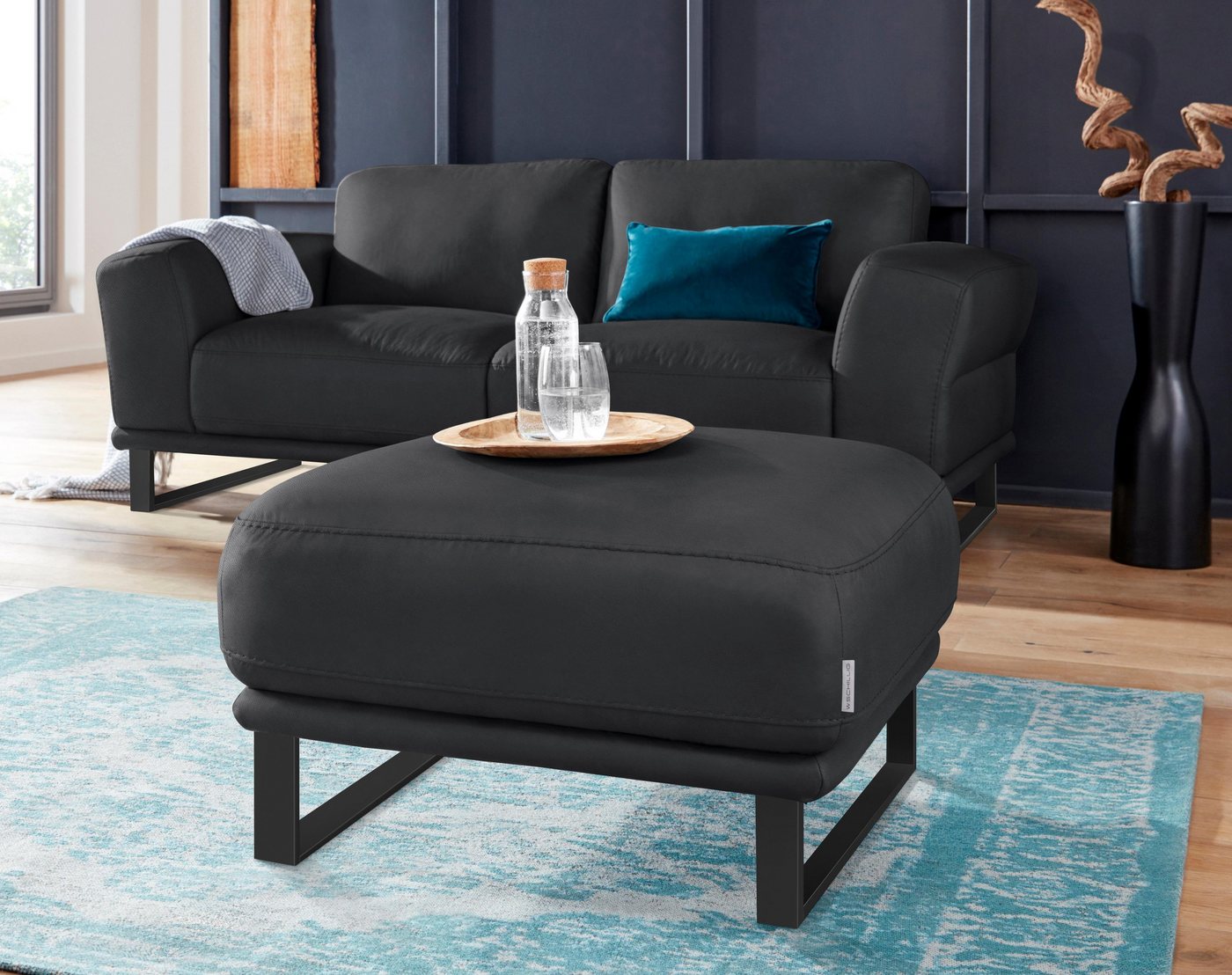 W.SCHILLIG Hocker montanaa, mit Metallkufen in Schwarz pulverbeschichtet, Breite 71 cm W.SCHILLIG Hocker montanaa, mit Metallkufen in Schwarz pulverbeschichtet, Breite 71 cm von W.SCHILLIG