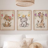 Poster 3Er Set Premium P724/Safari Leopard Nilpferd Giraffe Hippo Kinderzimmer Deko Wandbilder Bilder Canvas Kunstdruck Wandkunst Poster 3Er Set Premium P724/Safari Leopard Nilpferd Giraffe Hippo Kinderzimmer Deko Wandbilder Bilder Canvas Kunstdruck Wandkunst von WANDKIND