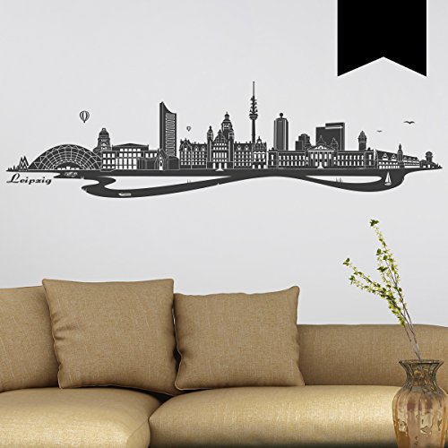 WANDKINGS Wandtattoo - Skyline Leipzig (mit Fluss) - 300 x 79 cm - Schwarz - Wähle aus 6 Größen & 35 Farben von WANDKINGS