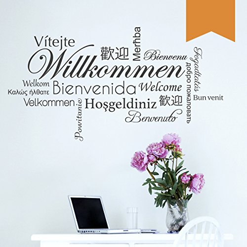WANDKINGS Wandtattoo - Willkommen in verschiedenen Sprachen - 120 x 68 cm - Hellbraun - Wähle aus 5 Größen & 35 Farben von WANDKINGS