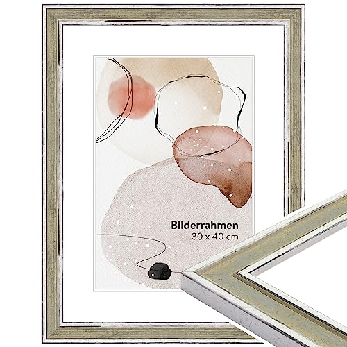 WANDStyle Bilderrahmen Grün 24x30 cm aus Holz im Vintage-Stil zum Aufhängen, Fotorahmen Made in Germany - H460 von WANDStyle