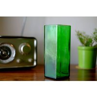 Beau Vase De Fleur Bouteille Whisky Vert von WASABOTTLE
