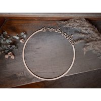 Holzring " Es Weihnachtet", Weihnachtsdeko, Holzkranz Weihnachten, Türdeko, Türschild Holzring " Es Weihnachtet", Weihnachtsdeko, Holzkranz Weihnachten, Türdeko, Türschild von WATSCHOENET