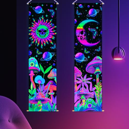 WEBEEDY 2 Pcs Sonne und Mond Wandteppich, Schädel Lange Vertikale Wandteppich UV Reaktiv Trippy Schmetterling Pilz Wandteppiche, Schwarzes Licht Hintergrund für Schlafzimmer Wand Kunst Dekor,33x130cm von WEBEEDY