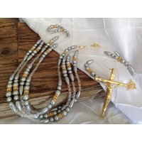 Silber Und Gold Kristall Hochzeit Lasso/ Lasso De Perlas Plateadas Con Acentos En Oro Silber Und Gold Kristall Hochzeit Lasso/ Lasso De Perlas Plateadas Con Acentos En Oro von SanJoaquinCreations