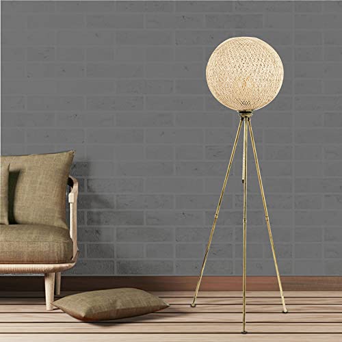 WELL HOME MOBILIARIO & DECORACIÓN Stehlampe mit Metallgestell Farbe Gold von WELL HOME MOBILIARIO & DECORACIÓN