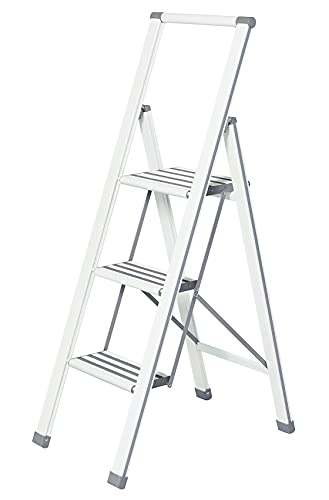 WENKO Leichte Aluminium Trittleiter mit 3 Stufen für 75 cm höheren Stand, rutschsichere XXL-Stufen, Design Klapptrittleiter, TÜV Süd zertifiziert, 44 x 127 x 5,5 cm, Weiß von WENKO