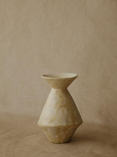 WENSHUO Steingut-Vase mit handgefertigter Faltenstruktur, matte Quarkfarbe, reaktive Glasur, 11,8 cm WENSHUO Steingut-Vase mit handgefertigter Faltenstruktur, matte Quarkfarbe, reaktive Glasur, 11,8 cm von WENSHUO