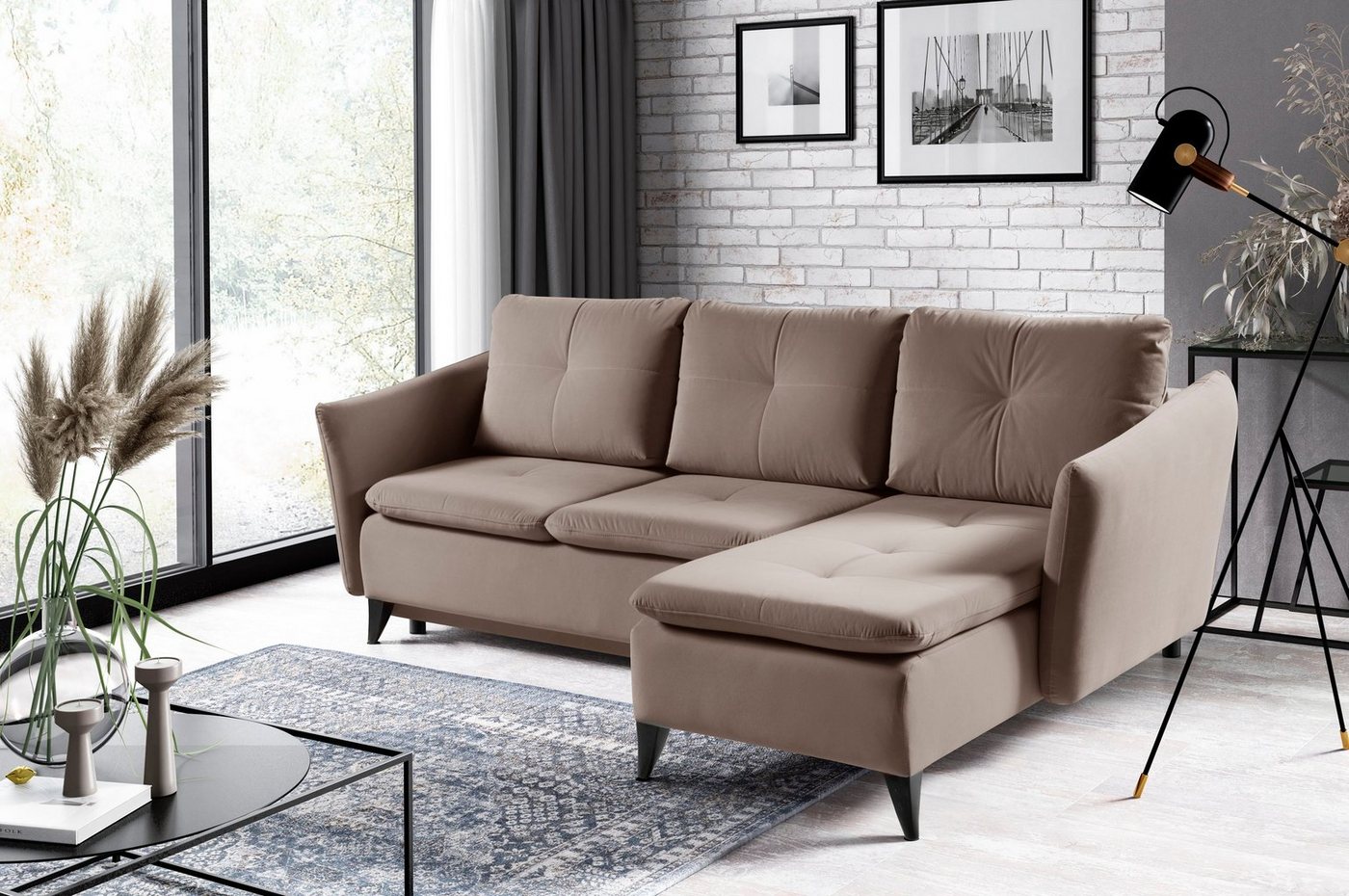 WERK2 Ecksofa Vesuv L-Form, Moderne Eckcouch mit losen Rückenkissen, Sofa mit Schlaffunktion von WERK2