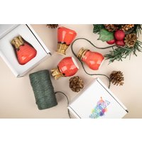 "Handgefertigte "Holiday Cheer" Rote Vasen "Handgefertigte "Holiday Cheer" Rote Vasen von WHISPERSOFWATER