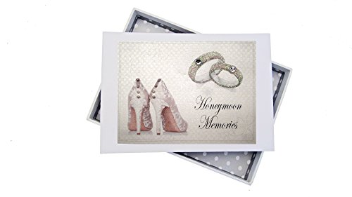 WHITE COTTON CARDS Fotoalbum Honeymoon Mini, Schuhe und Ringe Design, Board, weiß, 12,5 x 17,5 x 2,5 cm von WHITE COTTON CARDS