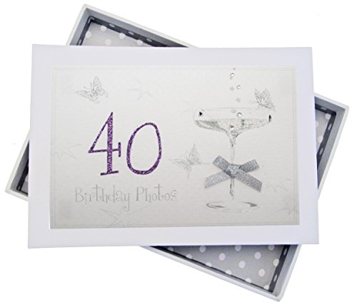 WHITE COTTON CARDS Fotos zum 40. Geburtstag, kleines Album, Coupé-Glas, Holz, weiß, 12.5x17.5x2.5 cm von WHITE COTTON CARDS