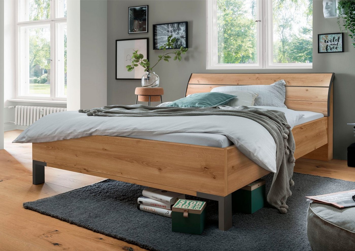 WIEMANN Futonbett Monaco, 4-fache Liegehöhenverstellung, mit stilvollem Holzkopfteil, Made in Germany von WIEMANN