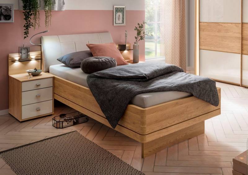 WIEMANN Bett Kiruna, Bettgestell, Bettrahmen, Eiche Nachbildung, Polsterkopfteil (4-fache Liegehöhenverstellung, MADE IN GERMANY), Polsterkopfteil aus Kunstleder, verschiedene Größen, in Komforthöhe von WIEMANN
