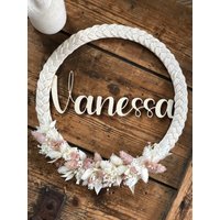Holzring Mit Name I Personalisiertes Geschenk Trockenblumen Trockenblumenkranz L Zur Geburt von WIESENWUNDER