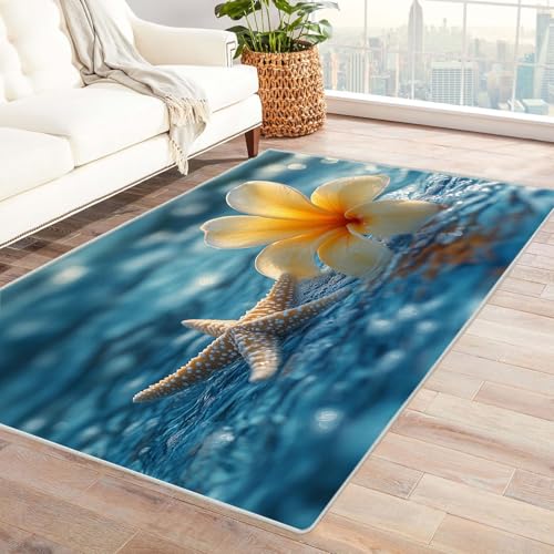 WIKEO Strand Kurzflor Teppich waschbar Ozean Blumen Muscheln pflegeleicht und robust fürs Wohnzimmer, Schlafzimmer und Kinderzimmer Badematte angenehm weich(blau)-150x240cm von WIKEO