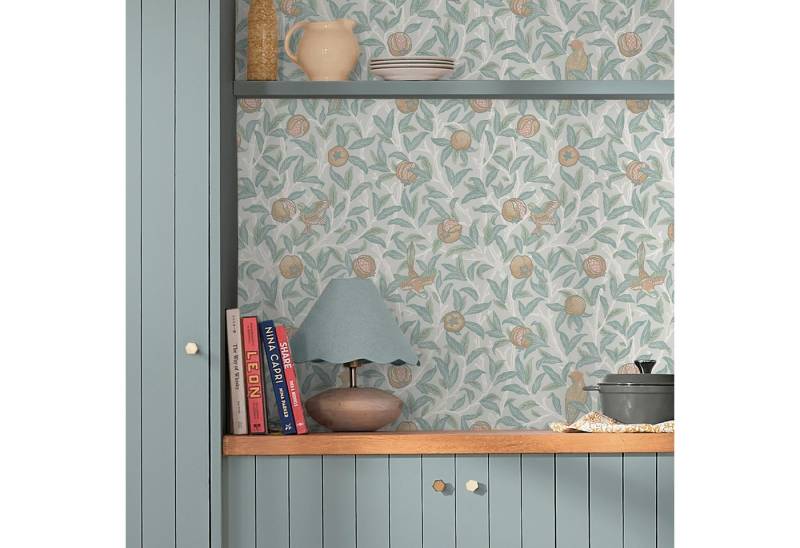 WILLIAM MORRIS AT HOME Vliestapete Bird & Pomegranate, texturiert, Retro, (1 St), Design Tapeten von WILLIAM MORRIS AT HOME