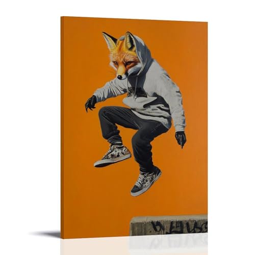 WJHJZQYY Tier-Ölgemälde eines Fuchses in einem Kapuzenpullover, der einen Fersenflip über einem Bordstein auf einem soliden orangefarbenen Hintergrund ausführt. Dekoratives Wandbild, modernes von WJHJZQYY