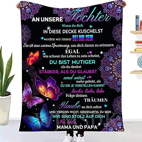 WJMSDK Personalisierte Decke Geschenke Für Tochter von Eltern, Kuscheldecke An Unsere Tochter von Mama und Papa, 18 Geburtstag Mädchen, Witziges Weihnachten Abschluss-Geschenke von WJMSDK