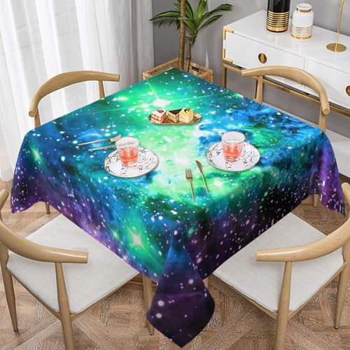 Auslaufsichere, quadratische Tischdecke, 137 x 137 cm, dekorative Esszimmerdecke für Partys, Hochzeiten und Veranstaltungen im Freien, grün-blau-violett, Galaxie-Tischdecken, knitterfreie Auslaufsichere, quadratische Tischdecke, 137 x 137 cm, dekorative Esszimmerdecke für Partys, Hochzeiten und Veranstaltungen im Freien, grün-blau-violett, Galaxie-Tischdecken, knitterfreie von WKSGDSG