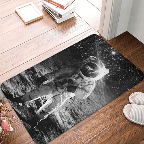 WKSGDSG Rutschfeste Flanell-Fußmatte, 60 x 40 cm, super saugfähiger Eingangsteppich, Mond-Astronauten-Fußmatten, rutschfeste, dicke Willkommensmatte für Vorder- und Hintertür, Garage, Terrasse und WKSGDSG Rutschfeste Flanell-Fußmatte, 60 x 40 cm, super saugfähiger Eingangsteppich, Mond-Astronauten-Fußmatten, rutschfeste, dicke Willkommensmatte für Vorder- und Hintertür, Garage, Terrasse und von WKSGDSG