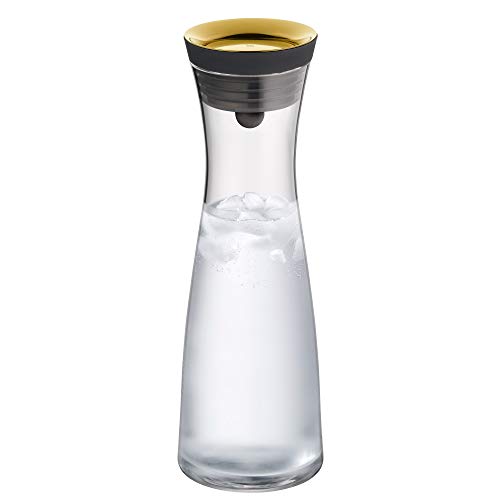 WMF Basic Wasserkaraffe aus Glas, 1 Liter, Glaskaraffe mit Deckel, Silikondeckel, CloseUp-Verschluss, gold WMF Basic Wasserkaraffe aus Glas, 1 Liter, Glaskaraffe mit Deckel, Silikondeckel, CloseUp-Verschluss, gold von WMF