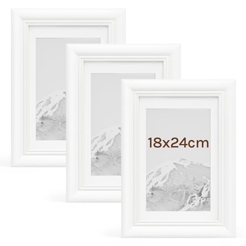 WOLTU Bilderrahmen 18x24 cm, 3er Set, Weiß Holzrahmen Collage Wanddeko, Fotorahmen mit Passepartout, Posterrahmen zum vertikalen oder horizontalen Aufhängen/Aufstellen WOLTU Bilderrahmen 18x24 cm, 3er Set, Weiß Holzrahmen Collage Wanddeko, Fotorahmen mit Passepartout, Posterrahmen zum vertikalen oder horizontalen Aufhängen/Aufstellen von WOLTU