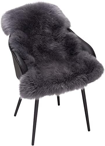 WOLTU Öko Lammfell Schaffell Teppich, Echtes Naturfell Weich Flauschig Wollteppich für Wohnzimmer Schlafzimmer Kinderzimmer als Bett-Vorleger oder Matte für Stuhl Sofa,Grau, (100-110) x65cm von WOLTU