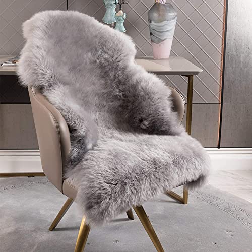 WOLTU Fellteppiche Schaffell, Kunstfell Lammfellimitat Teppich flauschig, Longhair Fell Optik, Dekofell für Stühle, Couch, Sofa Wohnzimmer Schlafzimmer Kinderzimmer, Hellgrau, (90-100) x60 cm von WOLTU