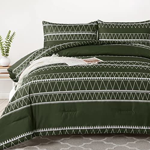 WONGS BEDDING Olivgrünes Bettdecken-Set für King-Size-Betten (261 x 228 cm), wendbar, grünes Boho-Dreiecksmuster, Bettwäsche mit weicher Mikrofaser-Füllung, 3-teilig, 1 Bettdecke und 2 Kissenbezüge von WONGS BEDDING