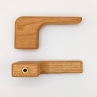 Rustikaler Holzvorhang-Rückenhalter Rustikaler Holzvorhang-Rückenhalter von WOODinMINIMALISM