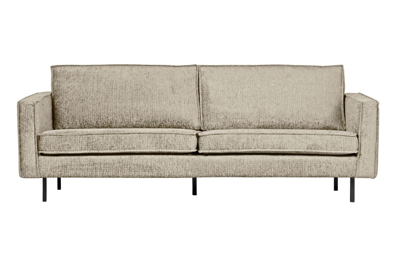 WOOOD Sofa Rodeo 2,5 Sitzer aus Struktursamt, Wheatfield WOOOD Sofa Rodeo 2,5 Sitzer aus Struktursamt, Wheatfield von WOOOD