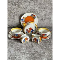 Clarice Cliff Bizarre "Crocus" Tee Für Zwei Set. Stamford Form Clarice Cliff Bizarre "Crocus" Tee Für Zwei Set. Stamford Form von WORLDRECORDS