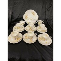 Royal Albert "Primulette" Tee Set Komplett Mit Teekanne. Toller .toller Zustand. Sehr Selten von WORLDRECORDS
