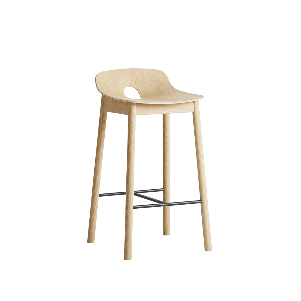 Woud - Mono Counter Chair - Design Tresenstuhl aus Holz mit Lehne von WOUD