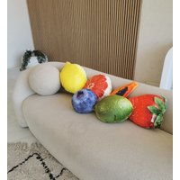 Weihnachtserdbeere Realistisch Aussehendes Kissen, Beerenrotes Leben Wie Plüsch, Lustiges Süßes Gefülltes Obstbeerenkissen, Einzigartiges von WOWpillowStudio