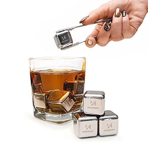 Wozinsky 8 Eiswürfel Wiederverwendbare mit Gravur Weinfass Lebensmittelecht Edelstahl Ice Cubes Kühlsteine, Schnell Kühltechnologie Geschenk Set Drink Gift Set Steine Bar für Whisky Wodka +Zange von WOZINSKY