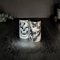 Schädel Schmetterling Set, Salz Pfefferstreuer, Gothic Streuer, Küchentöpfe, Seltsam Und Wunderbar, Goth Schädel, Handbemalt Emo, Keramik Haus von WWCeramicsUK