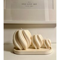 Wellen Kerze Schmal in Creme | Swirl Candle Set Oder Einzeln Interior Design 100 % Natürliches Rapswachs von Wachswunder