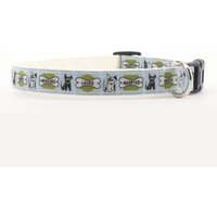 Eco Friendly Bamboo - Save The Earth "Rescue Dog' Buckle Collar von WaggingGreenPetShop