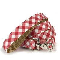 Hundeleine in Rot Kariert - Eine Perfekte Wahl Für Frühling Und Sommer Karierte von WagglesandCompany