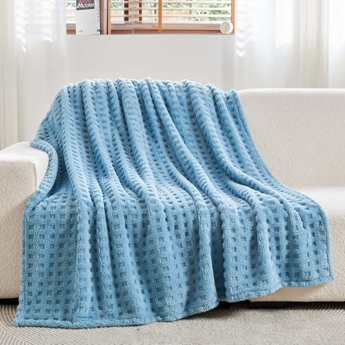 Wajade Kuscheldecke Flauschig Kunstfelldecke Decke Sofa Waffel Sofaüberwurf warm Sofadecke Comfort Couchdecke weiche Wohndecke für Couch und Bett 178 x 203 cm Light Blue von Wajade