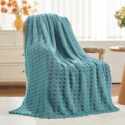 Wajade Kuscheldecke Flauschig Kunstfelldecke Decke Sofa Waffel Sofaüberwurf warm Sofadecke Comfort Couchdecke weiche Wohndecke für Couch und Bett 127 x 178 cm Light Cyan von Wajade