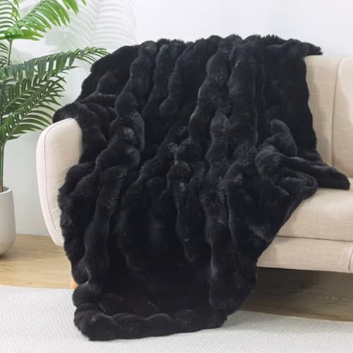 Wajade Luxus Kunstfelldecke – Sherpa Schafdecke – Comfort Luxuriöse Flauschige Flauschige Decke – Dicke Sofadecke Couchdeck 130 x 160 cm –Black von Wajade